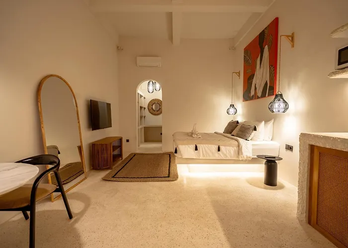 Maison Boheme Modern & With Pool In Appartamento