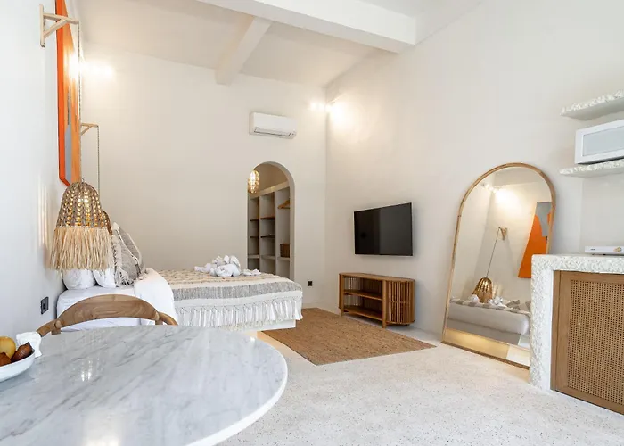 Maison Boheme Modern & With Pool In *