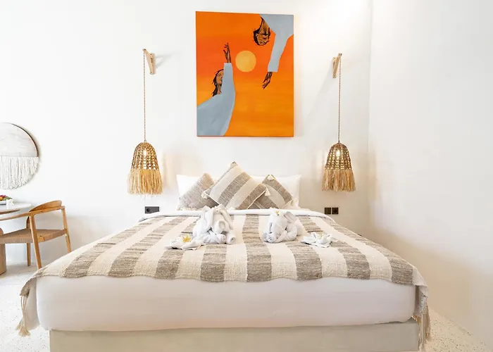Maison Boheme Modern & With Pool In *