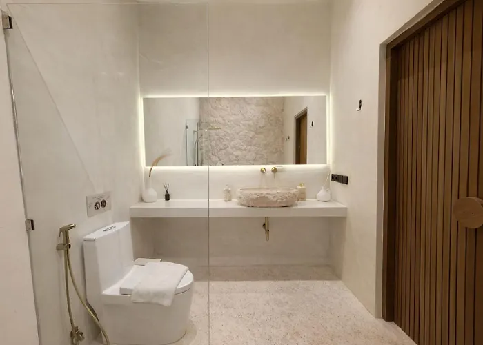 Maison Boheme Modern & With Pool In *