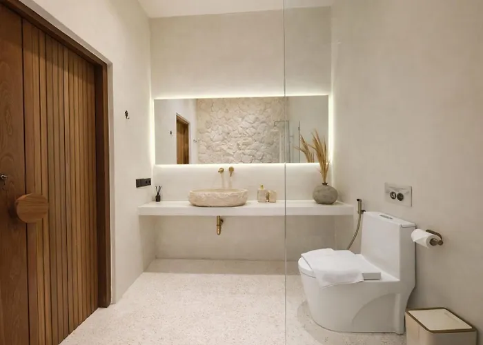 Maison Boheme Modern & With Pool In Sanur