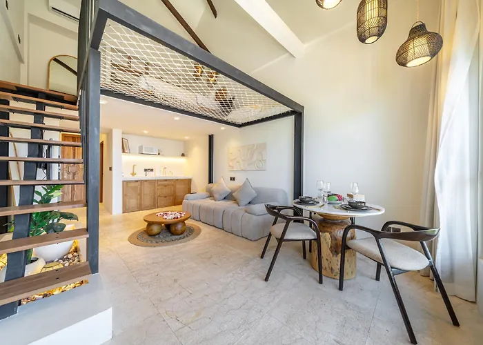 Maison Boheme Modern & With Pool In